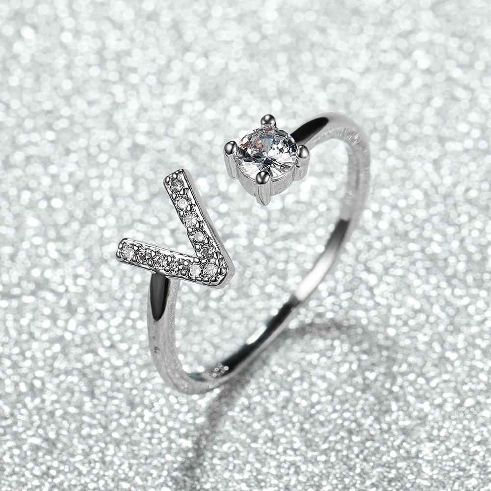 Modischer Ring mit 26 Buchstaben, CZ, Namensinitialen, Ehering, Krone, Liebesring, Brautjungfern-Geschenk, Paarring V silber von Joom DACH