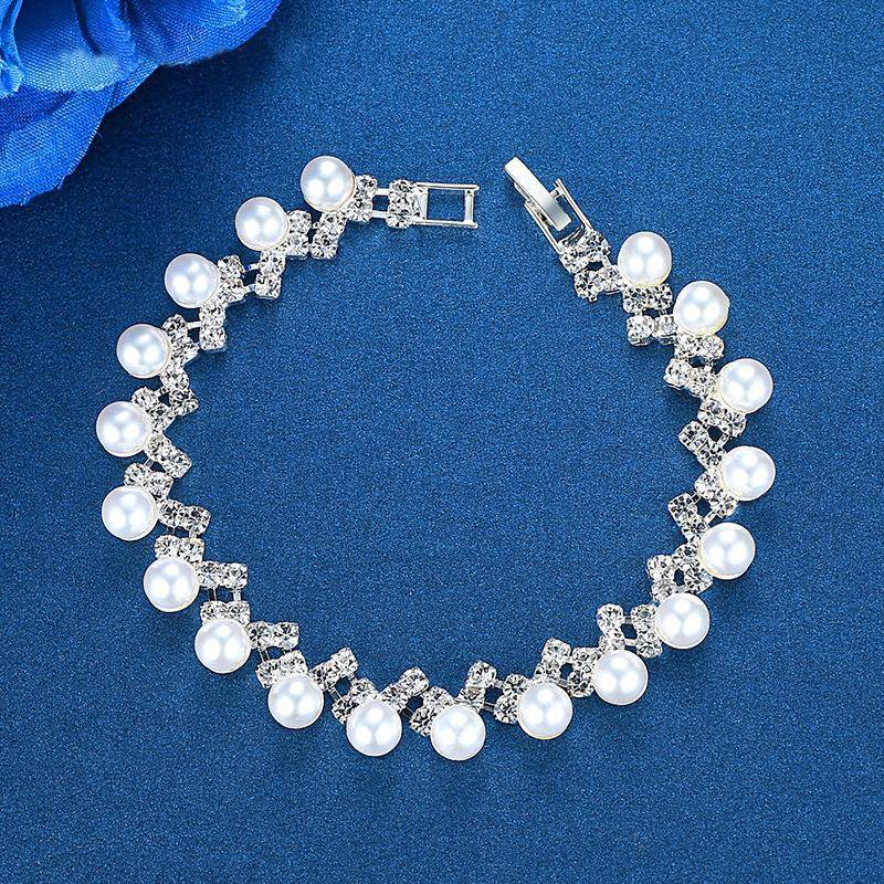 Modischer dreiteiliger Brautschmuck, elegantes Strass-Perlen-Ohrringe-Halsketten-Armband-Set 2 von Joom DACH