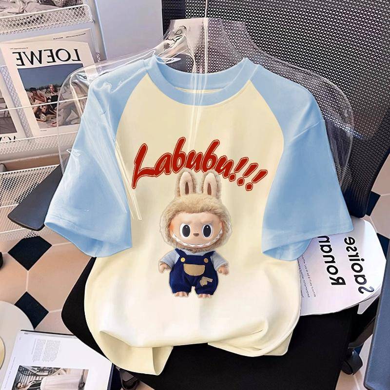 Monster Elf Cartoon Grafik labubu Kinder Bedrucktes T-Shirt Sommer Herren und Damen Lässiges Outdoor Kurzarm T-Shirt Mädchen Top S Monster Elf Cartoon Grafik labubu Kinder Bedrucktes T-Shirt Sommer Herren und Damen Lässiges Outdoor Kurzarm T-Shirt Mädchen Top S von Joom DACH
