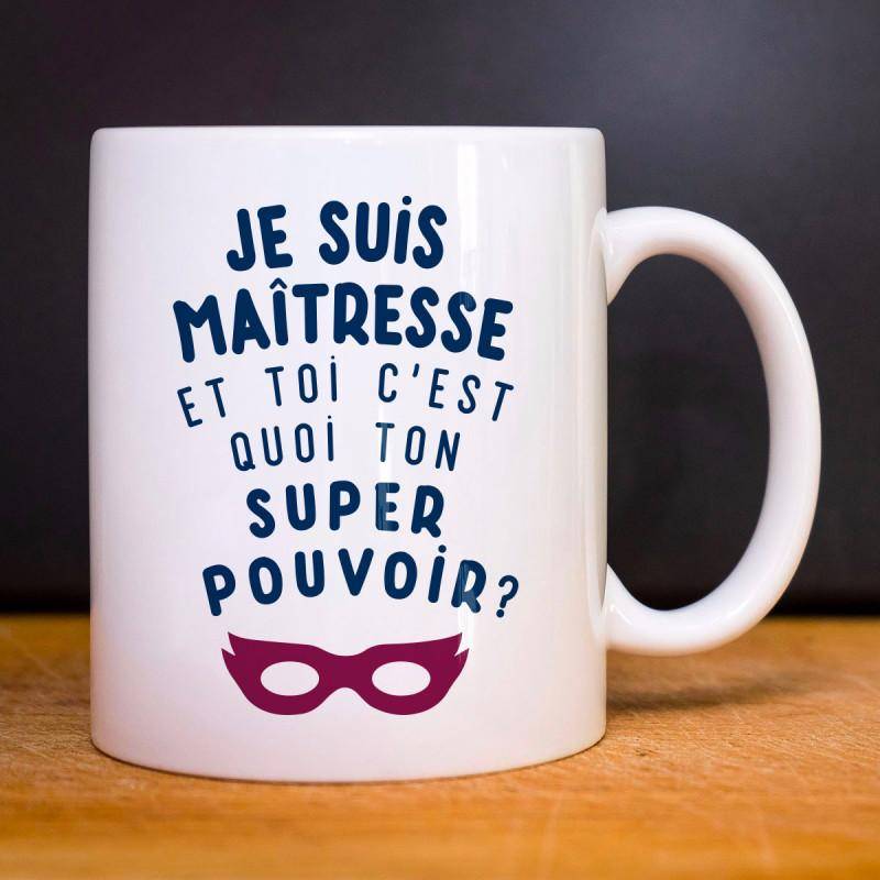 Mug JE SUIS MAÎTRESSE ET TOI C'EST QUOI TON SUPER POUVOIR ? TU weiß von Joom DACH