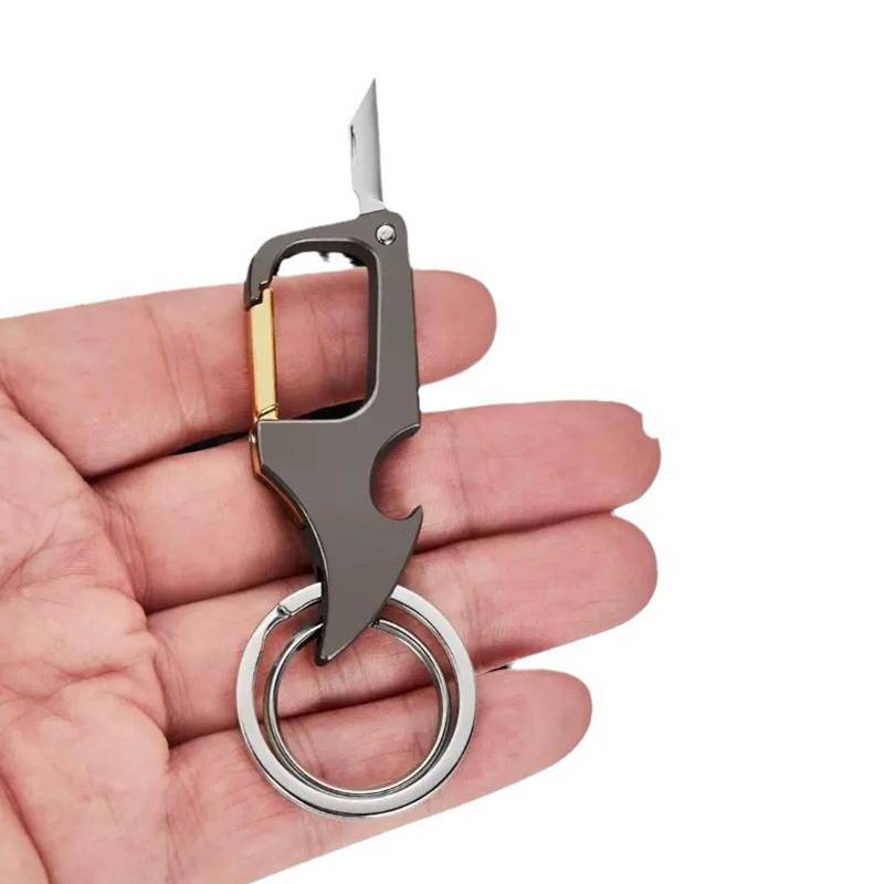 Multifunktionaler und praktischer Schlüsselanhänger-Flaschenöffner aus Legierung mit kleinem Messer zum Zerlegen der Express-Lieferhalterung One Size von Joom DACH