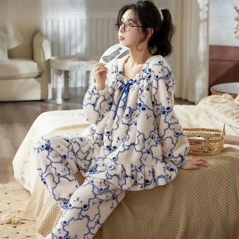 Nachtwäsche für Damen, Korallensamt-Pyjama, für Damen, Herbst/Winter, dicke Loungewear, süße Flanell-Isolierung, große Größe, Heimkleidungsset 4XL von Joom DACH