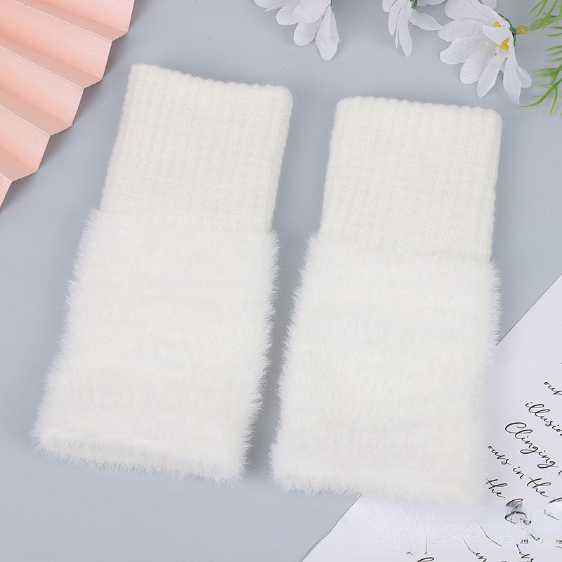 Nerz Fleece Weiche Winter Halb Finger Handschuhe Frauen Warme Solide Plüsch Gestrickte Fingerlose Handschuhe Handgelenk Fäustlinge weiß von Joom DACH
