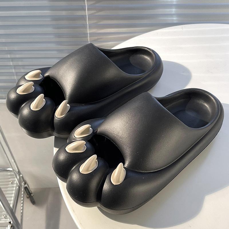 Nette Katze Klaue Coole Hausschuhe Weiblichen Sommer Cartoon Mädchen Herz Baotou Indoor Paar Dicke Sohle EVA Hausschuhe Männlich 43 schwarz Nette Katze Klaue Coole Hausschuhe Weiblichen Sommer Cartoon Mädchen Herz Baotou Indoor Paar Dicke Sohle EVA Hausschuhe Männlich 43 schwarz von Joom DACH
