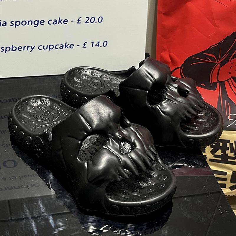 Neu Männer Hausschuhe Personalisierte Schädel Design Sommer Outdoor Spaß Neuheit Rutsche Dicke Sohle Plattform Strand Nicht-slip Frauen Sandale 44-45 schwarz von Joom DACH