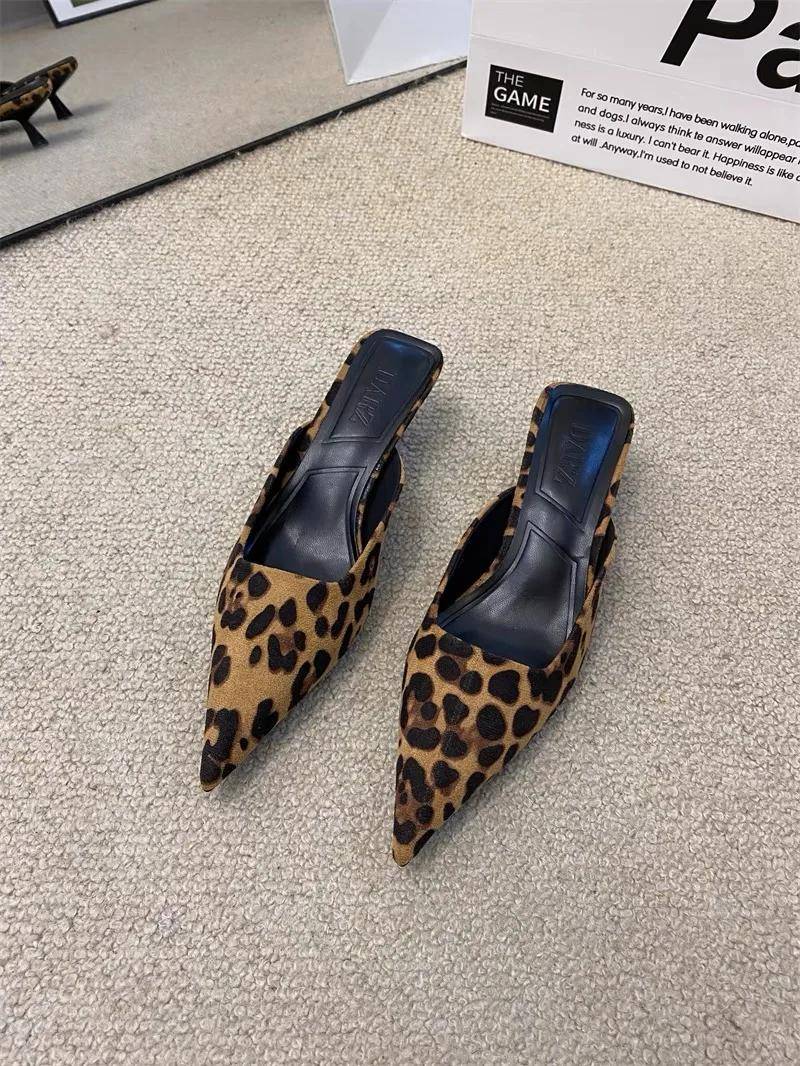 Neu Spitz Pantoletten Mode Leoparden-print Frauen Hausschuhe Casual frauen Schuhe Frauen Low Heels Elegante Damen Outdoor Slide 39 dunkle khaki von Joom DACH