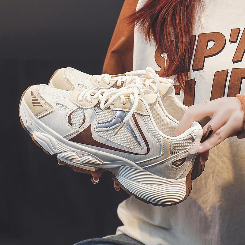 Neue Dad Shoes Damen Frühling Studenten Sneaker Laufen Freizeit Dicke Sohle Höhenvergrößernde Reiseschuhe 40 von Joom DACH