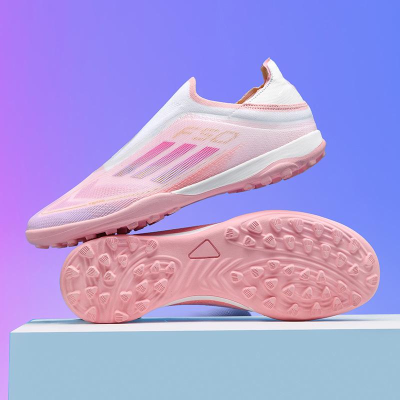 Neue F50 Low-Top Fußballschuhe für Jungen und Mädchen, Stollen, Weltmeisterschaftswettkampf-Trainingsschuhe 37 von Joom DACH