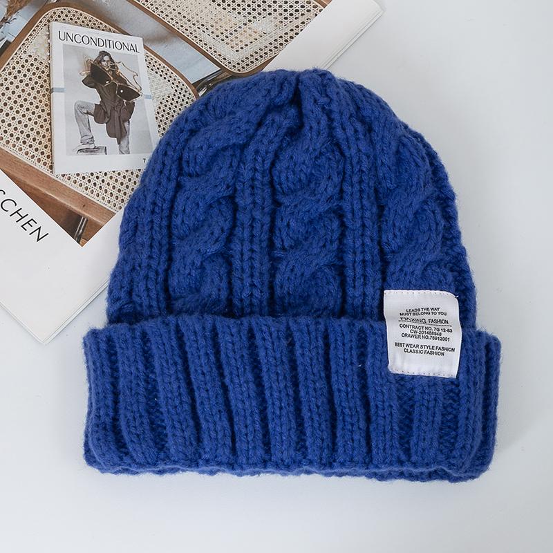 Neue Frauen Candy Farben Winter Hut Mode Tuch Label Gestrickte Hut Kpop Stil Weiche Beanie Hüte Für Frauen Streetwear Winter kappe blau von Joom DACH