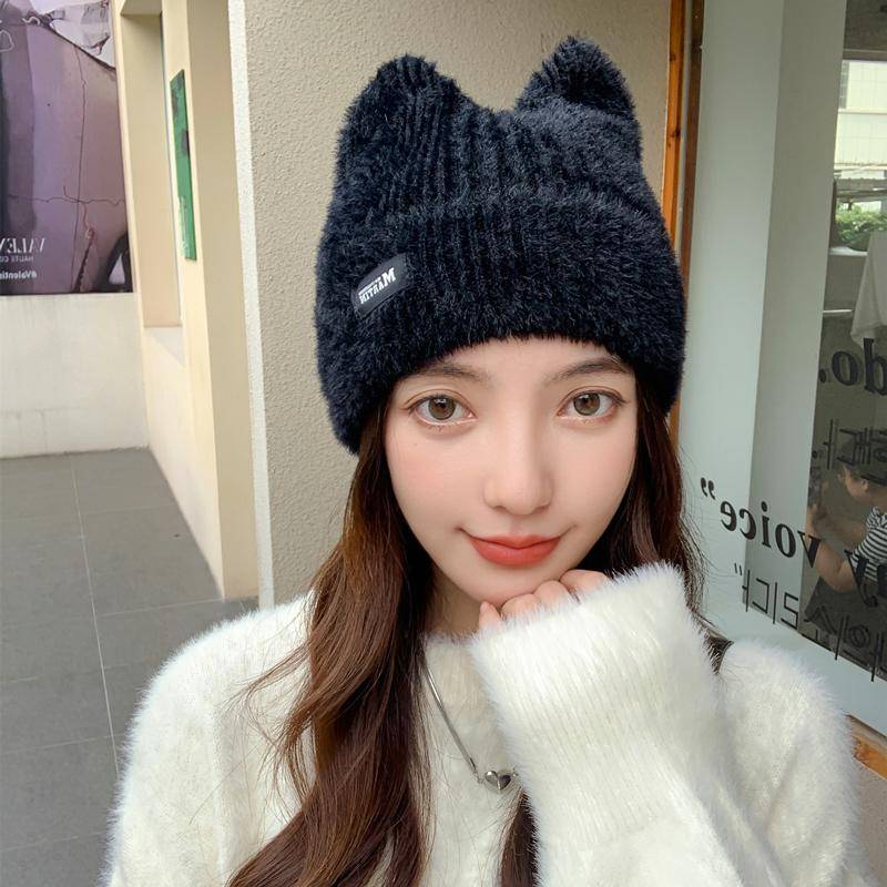 Neue Frauen Nette Katze Ohr Winter Hut Mode Faux Pelz Gestrickte Hut Kpop Stil Weiche Beanie Hüte Weibliche Candy Farben streetwear Kappe 54cm-58cm schwarz von Joom DACH