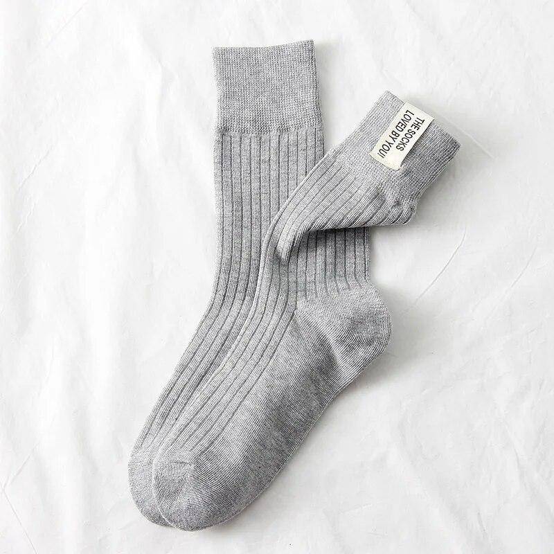 Neue Harajuku Vintage Streetwear Lange Socken Mode Baumwolle Gestrickte Frauen Feste Socken Japanischen Stil Mädchen Crew Socken Herbst Winter von Joom DACH