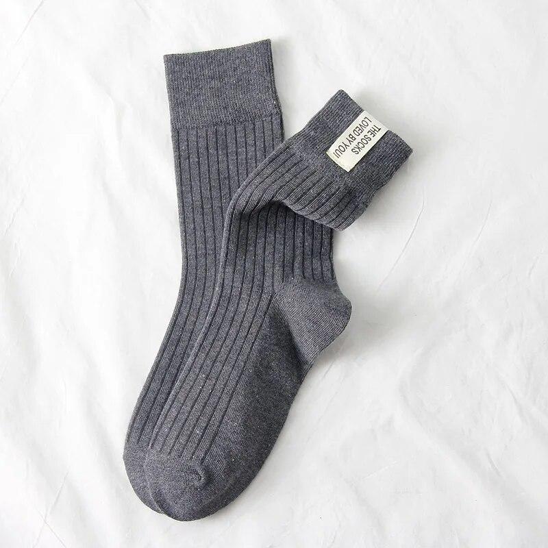 Neue Harajuku Vintage Streetwear Lange Socken Mode Baumwolle Gestrickte Frauen Feste Socken Japanischen Stil Mädchen Crew Socken Herbst Winter von Joom DACH