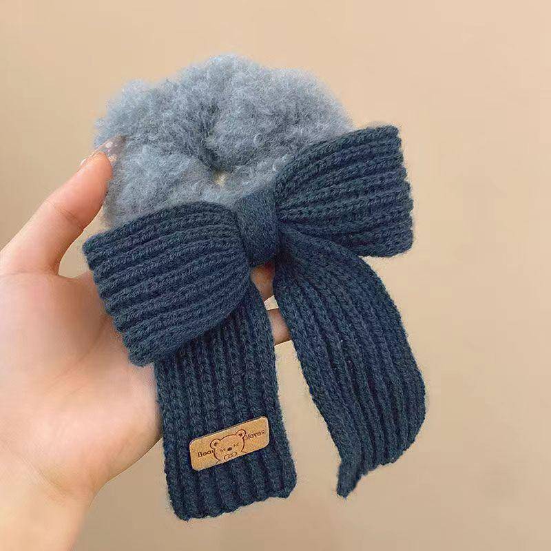 Neue Herbst/Winter Solide Lamm Wolle Darm Haar Ringe Gestrickte Wolle Bogen Haar Krawatte Haar Zubehör für Mädchen Weiche Bowknot Flauschigen blau von Joom DACH