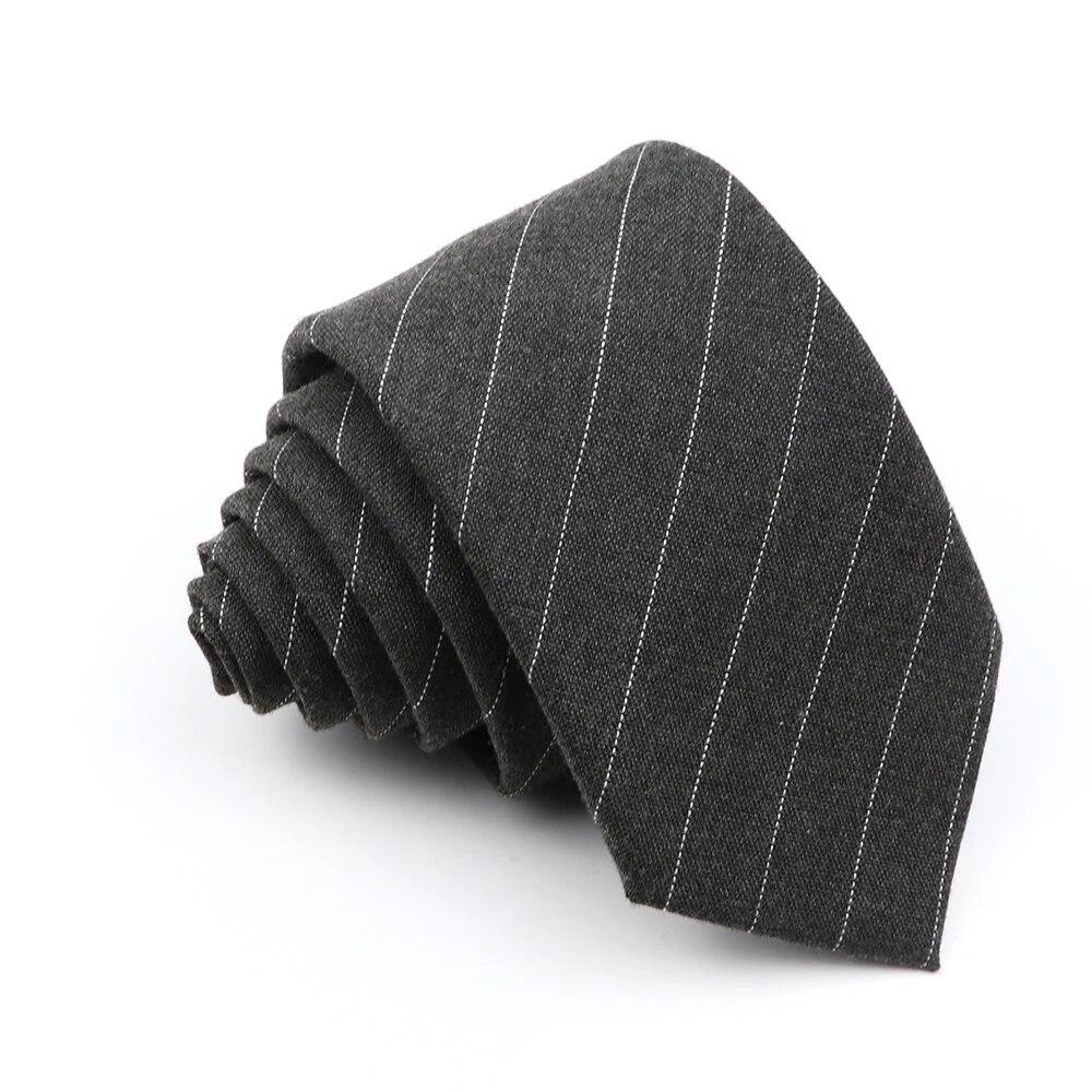 Neue Herren-Krawatte, einfarbig, gestreift, weich, schmal, 6 cm, Jacquard-Krawatte 18 von Joom DACH