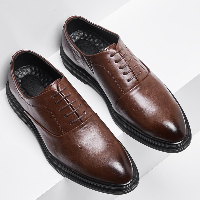 Neue Herrenschuhe im koreanischen Stil, lackierte Business-Casual-Lederschuhe mit spitzer Spitze für Männer 46 braun von Joom DACH