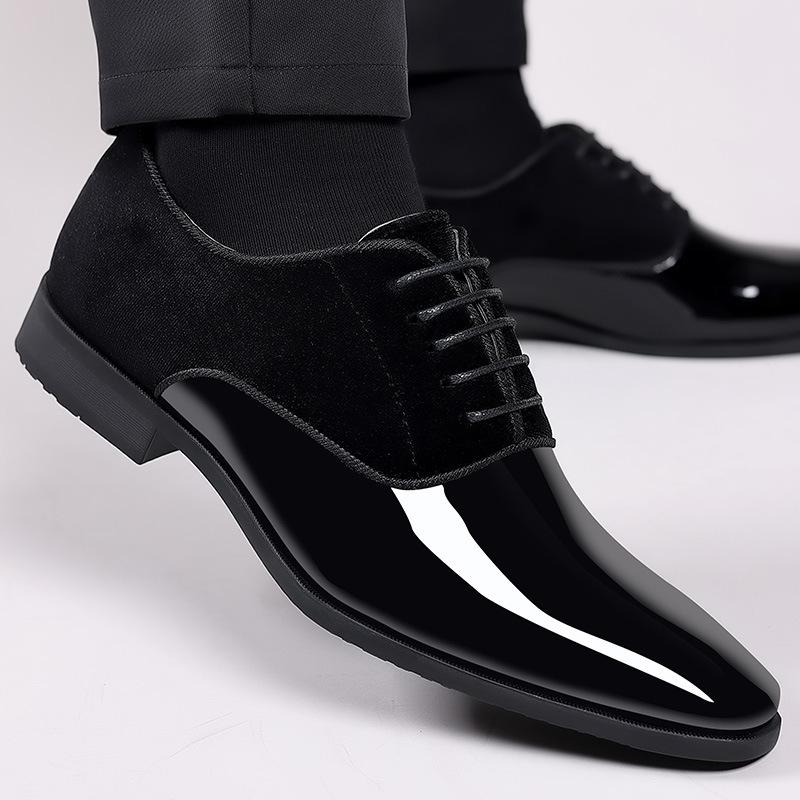 Neue Lackleder Glänzende Spitzschuhe Herrenschuhe Herren Formelle Kleidung Business Lederschuhe Herren Übergröße Britische Allroundschuhe Herren 47 schwarz von Joom DACH