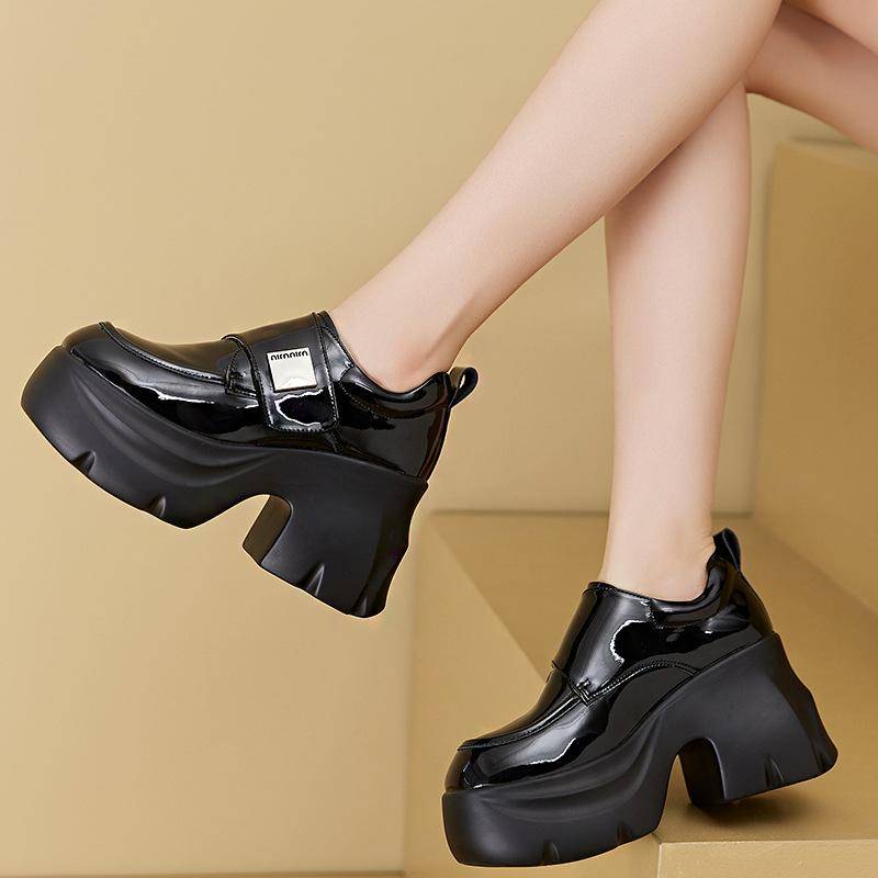 Neue Leder Erhöhung 9cm Absatz Mary Jane Schuhe für Damen Designer Weiche Sohle Lässige Damenschuhe Lackleder Slipper Damen 39 schwarz von Joom DACH