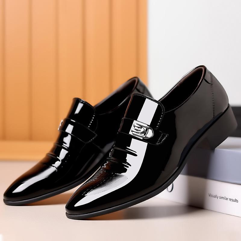 Neue Lederschuhe für Herren in Übergröße, Business-Anzug, atmungsaktiv, koreanischer Stil, spitze Zehenpartie, Bräutigam-Hochzeitsschuhe 42 schwarz von Joom DACH