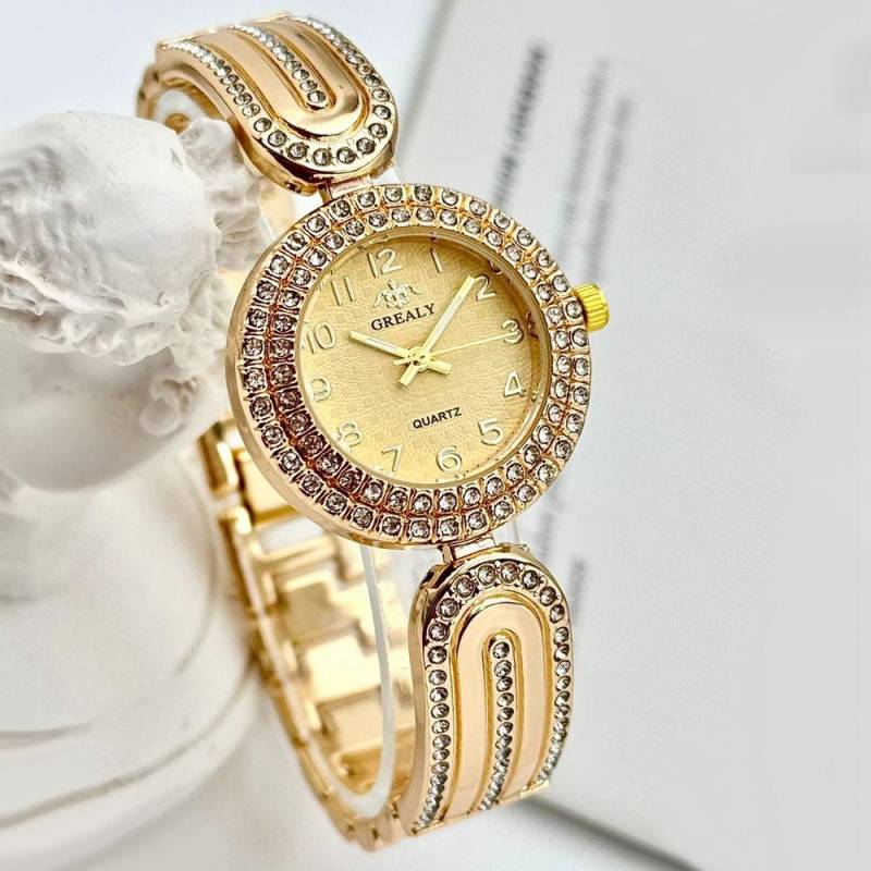 Neue Luxus Damen Uhren Lässige Strass Damen Quarz Uhr Mode Uhr Uhr Damen Armbanduhr Relogio Feminino Uhr Damen von Joom DACH