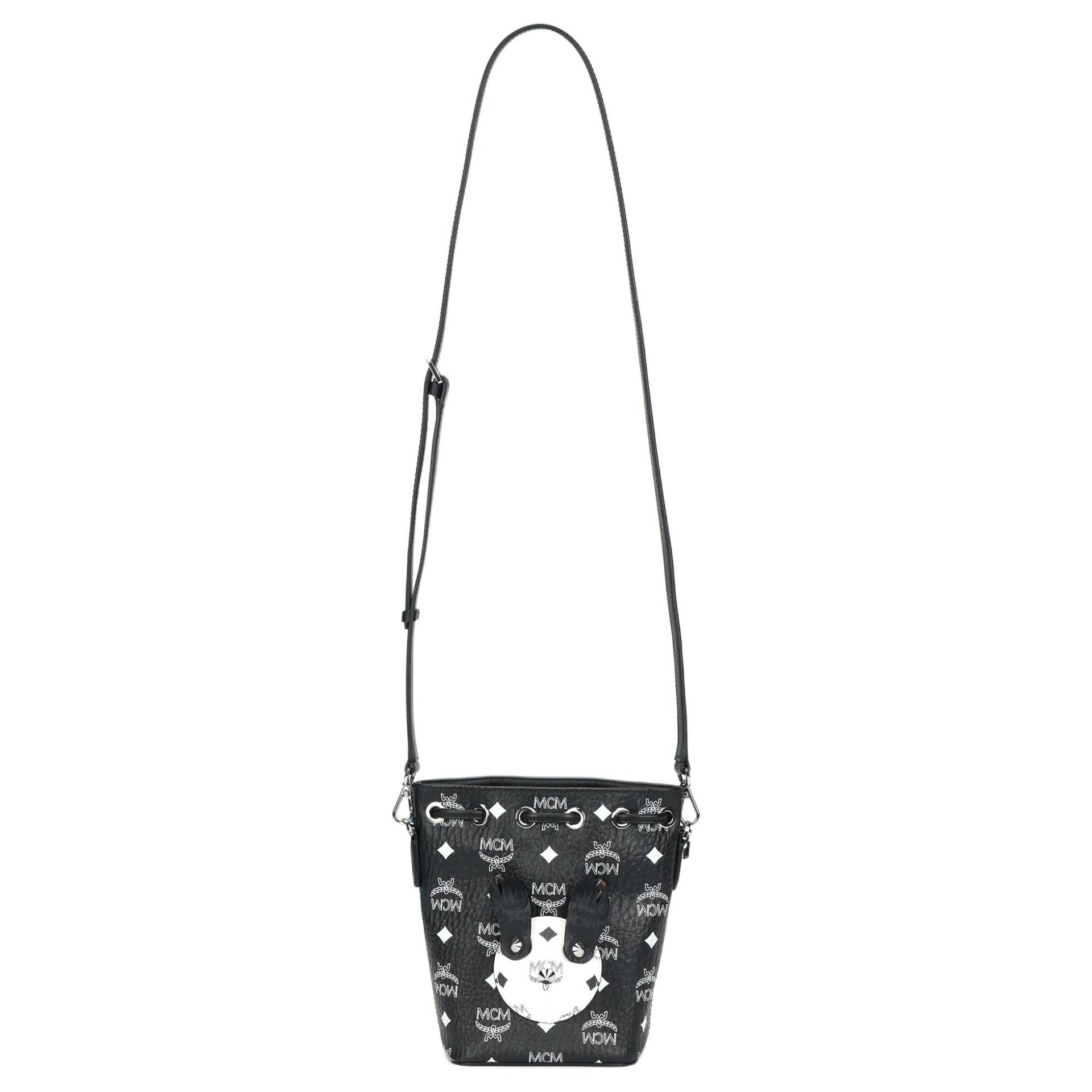 Neue MCM Visetos Leder Bucket Bag, Handtasche, Schultertasche Extra Mini Damen Schwarz MWDBSXL04BV001 13.0*8.4*19.1CM von Joom DACH