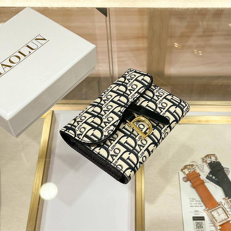 Neue Mädchen Student Kurze Geldbörsen Mode Einzigen Reißverschluss Einfaches Design Mehrere Karte Slots Koreanischen Stil Handheld Tasche Trend Geldbörsen von Joom DACH