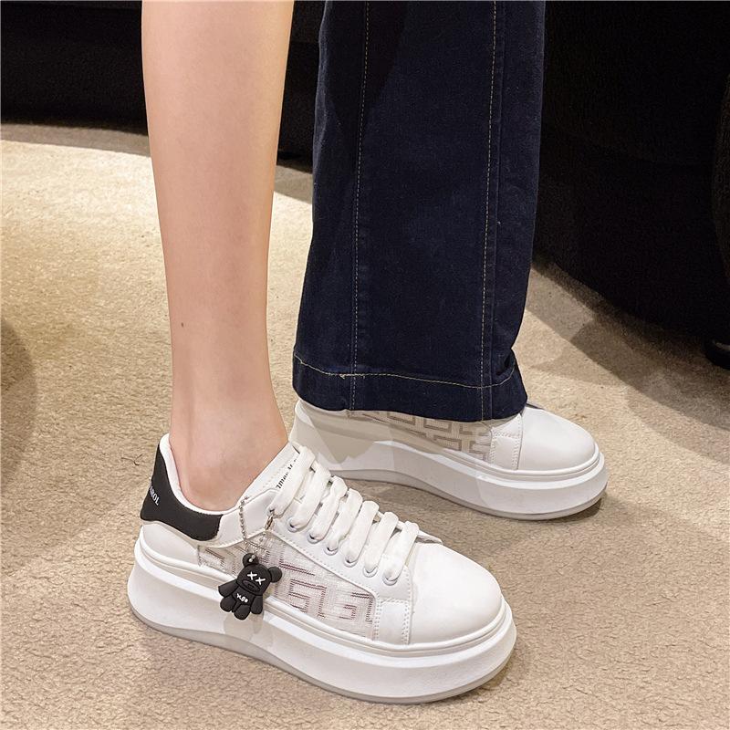 Neue Mesh-Rundkopf-atmungsaktive Mary Jane-Sommer-Plattform-Mesh-Oberflächen-Sneaker-Damen-weiße Schuhe Pumps-Schuhe 40 von Joom DACH