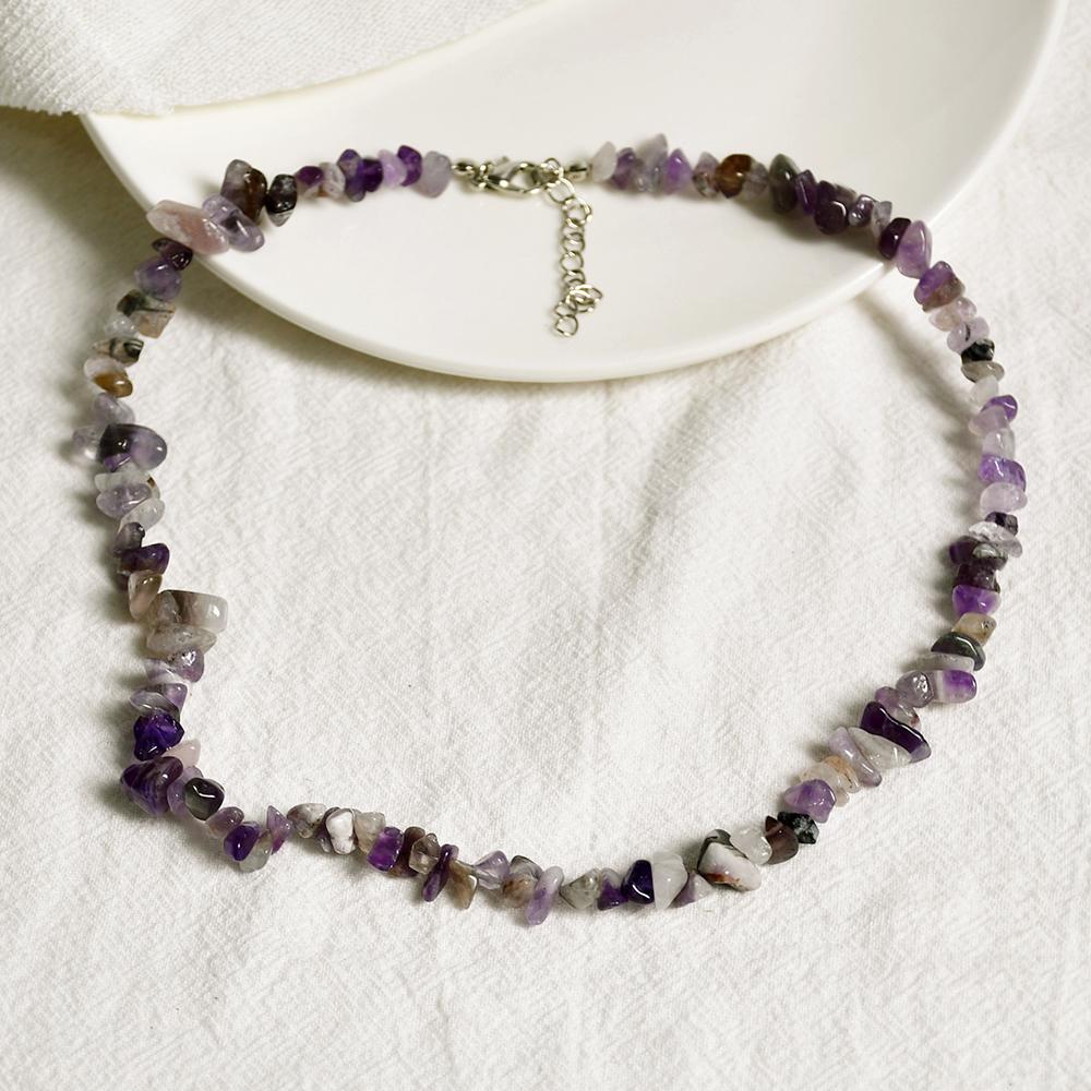 Neue Mode Boho Kies Halsband Korallen Aventurin Lapislazuli Amethyst Quarz Unregelmäßigen Natürlichen Stein Chips Frauen Halsketten von Joom DACH