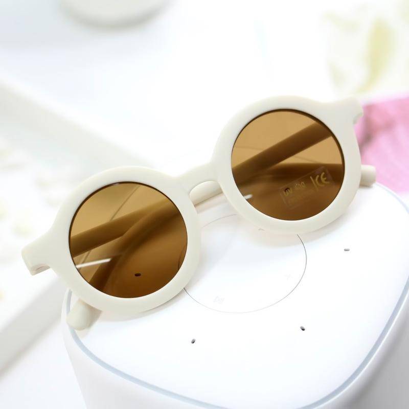 Neue Mode Kinder Sonnenbrille Kleinkind Retro Einfarbig Ultraviolett-beständig Runde Komfort Brille Brillen für Kinder beige Neue Mode Kinder Sonnenbrille Kleinkind Retro Einfarbig Ultraviolett-beständig Runde Komfort Brille Brillen für Kinder beige von Joom DACH
