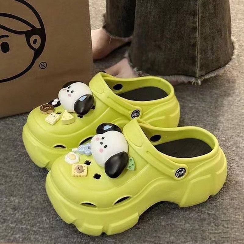 Neue Sandale Hausschuhe Niedlichen Cartoon-Hund Frauen Sommer Strand Sandalen Cave Loch Weibliche Garten Schuhe für Studenten Mädchen Loch Hausschuhe 36 von Joom DACH