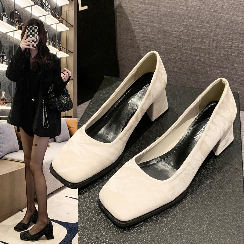 Neue Schuhe Frau High Heels Party Hochzeit Eckige Zehe Frühling Sommer Größe 35-39 Damenmode Lässige Pumps 35 apricot von Joom DACH