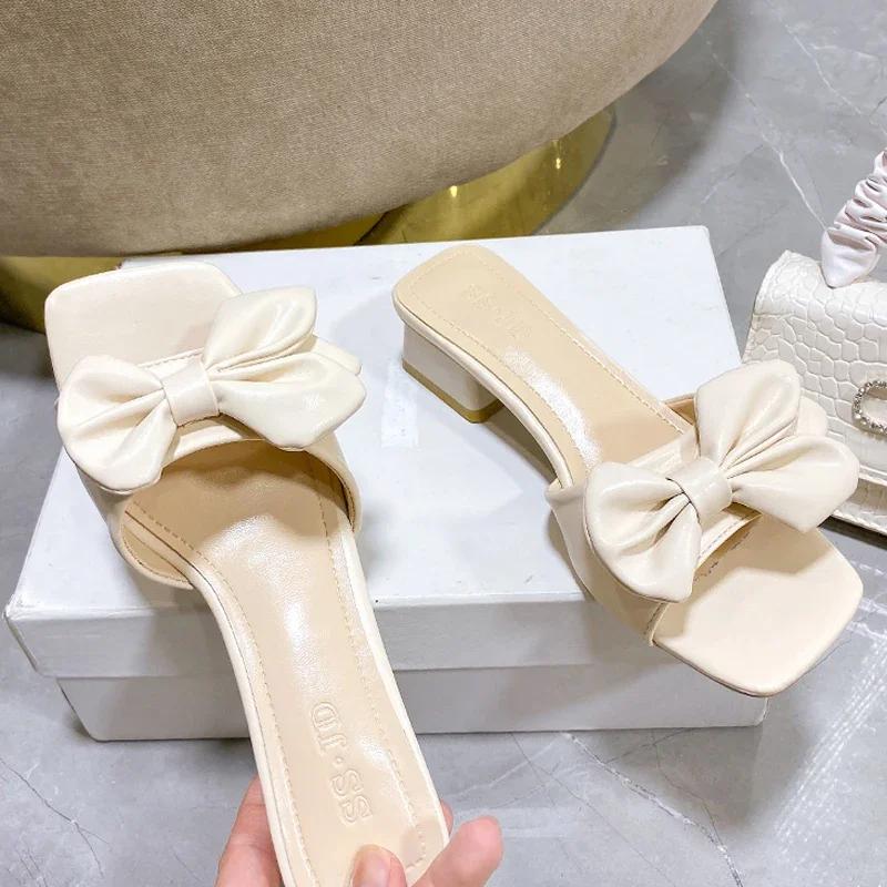 Neue Sommer Hausschuhe Niedrige Absätze Pantoletten Damen Peeptoe Blockabsatz Schleife Sandalen Damen Große Zehentrenner Zehentrenner Pantoletten Damen 43 beige von Joom DACH