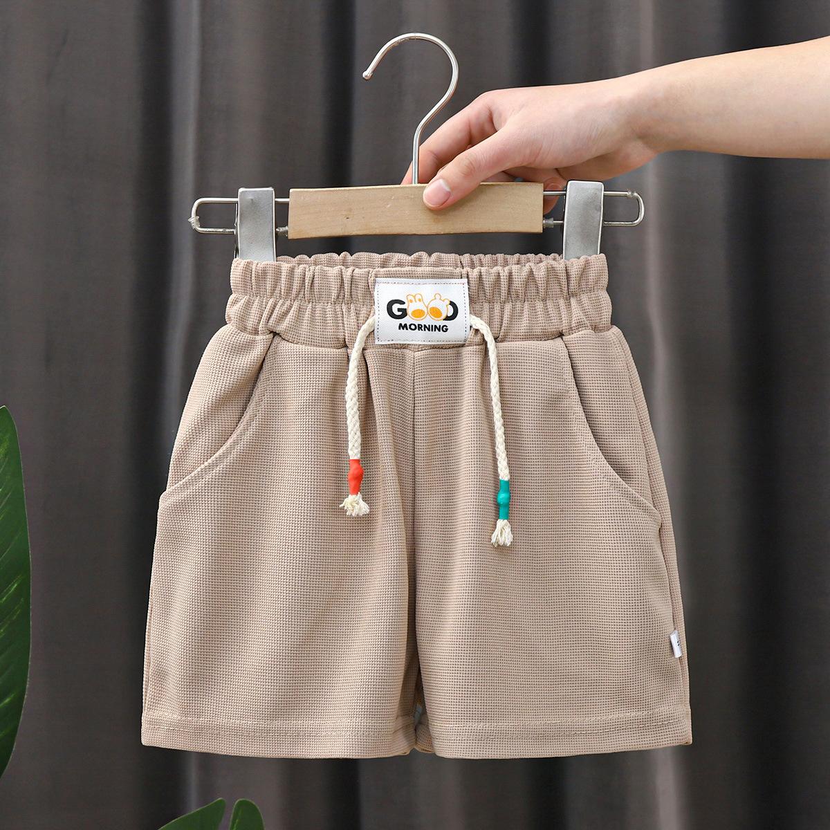 Neue Sommer Jungen Shorts Candy Farbe Strand Shorts für Kinder Casual Elastische Taille Kinder Kurze Hosen Sport Kleidung Outwear 120cm khaki von Joom DACH