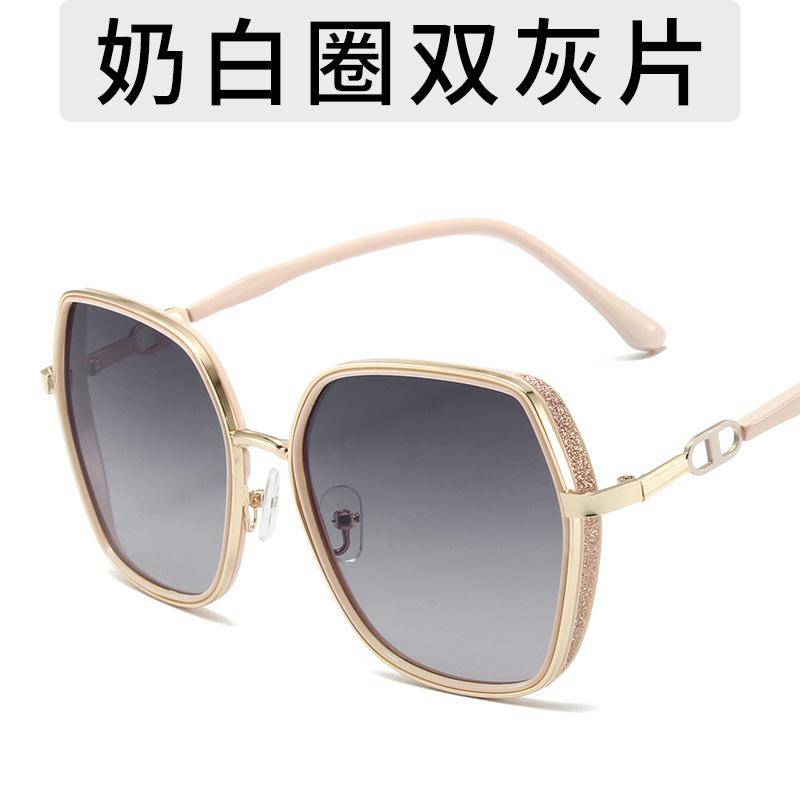 Neue Übergroße Rahmen Sonnenbrille Damen Vintage Mode Bling Sonnenbrille Für Damen Trend Brille Schützen Outdoor Brille UV400 weiß von Joom DACH