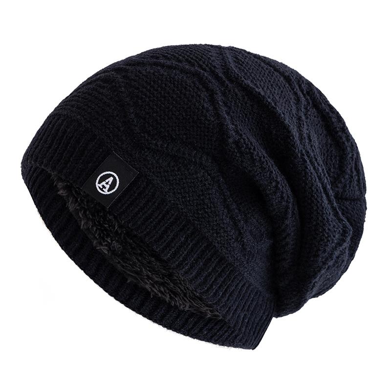 Neue Unisex-Wintermütze mit Buchstaben-Etikett, modische Slouchy-Beanie-Mütze, mit Fleece gefüttert, warme Strickmützen für Herren und Damen, Ski-Beanie-Kappe 55cm-60cm schwarz von Joom DACH