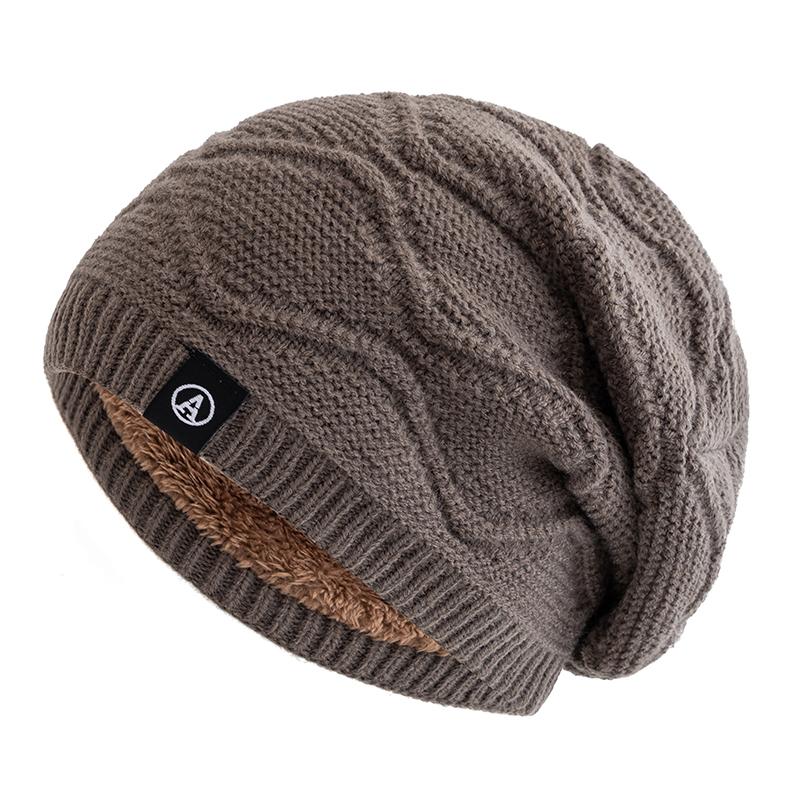 Neue Unisex-Wintermütze mit Buchstaben-Etikett, modische Slouchy-Beanie-Mütze, mit Fleece gefüttert, warme Strickmützen für Herren und Damen, Ski-Beanie-Kappe 55cm-60cm khaki von Joom DACH