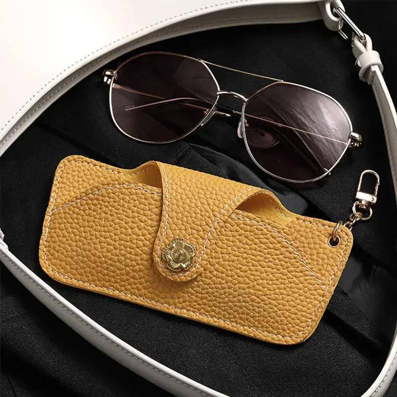 Neue einfarbige Mode aus echtem Leder Brillentasche Brillenetui Männer Frauen tragbare Sonnenbrillen Schutzhülle mit Schlüsselanhänger gelb von Joom DACH