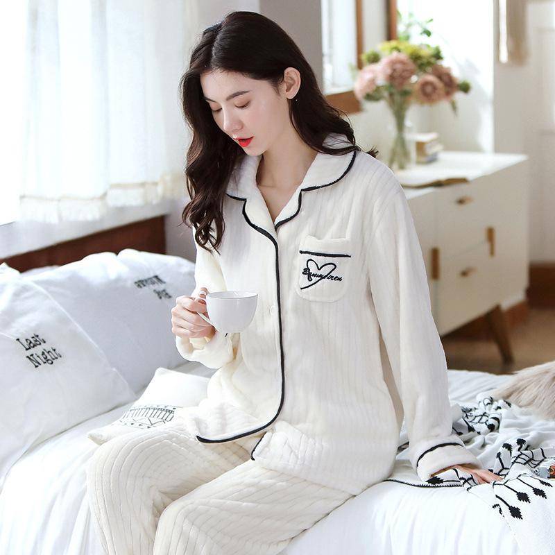 Neue frauen Pyjamas Set Warme Flanell Einfache Strickjacke Revers Langarm Korallen Samt frauen Hause Tragen XXL von Joom DACH