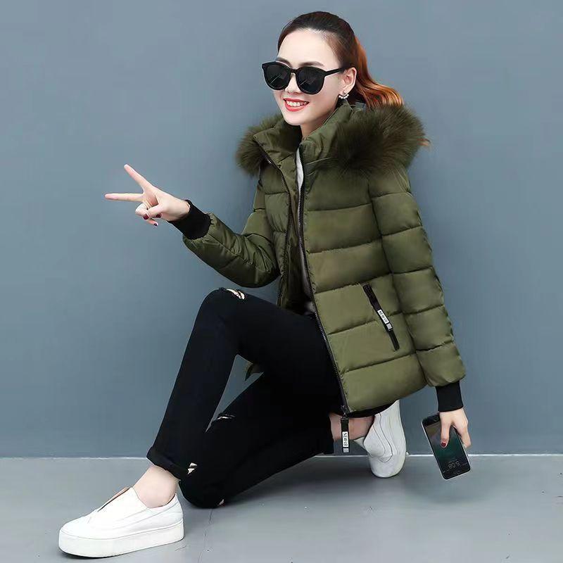 Neue kurze wattierte Kleidung Damen Wintermantel Wattierte Jacke Slim-fit Verdickte wattierte Kleidung L von Joom DACH