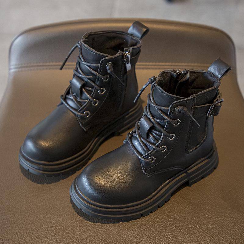 Neue modische Kinderstiefel für den Winter 2024 – Martin-Stiefel für Jungen und kurze Stiefel für Mädchen – große gelbe Stiefel mit weicher Sohle – Einzelstiefel. Size 33 / Inner Length 20.4cm von Joom DACH