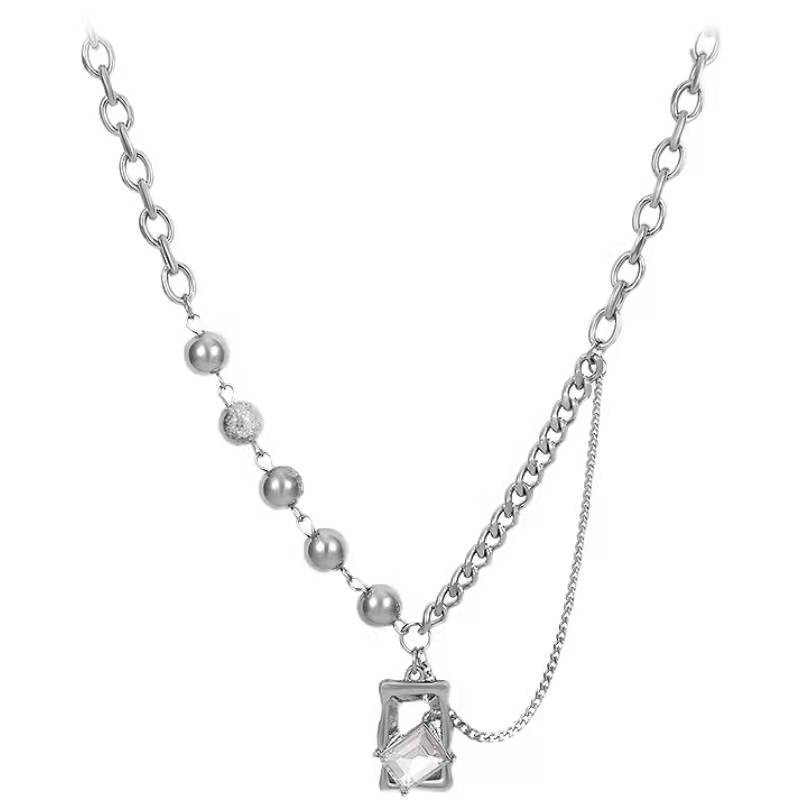 Neue trendige geometrische quadratische Strass-Halskette für Damen, trendiger, cooler Persönlichkeits-Nischendesign-Accessoires, trendiger Schmuck von Joom DACH