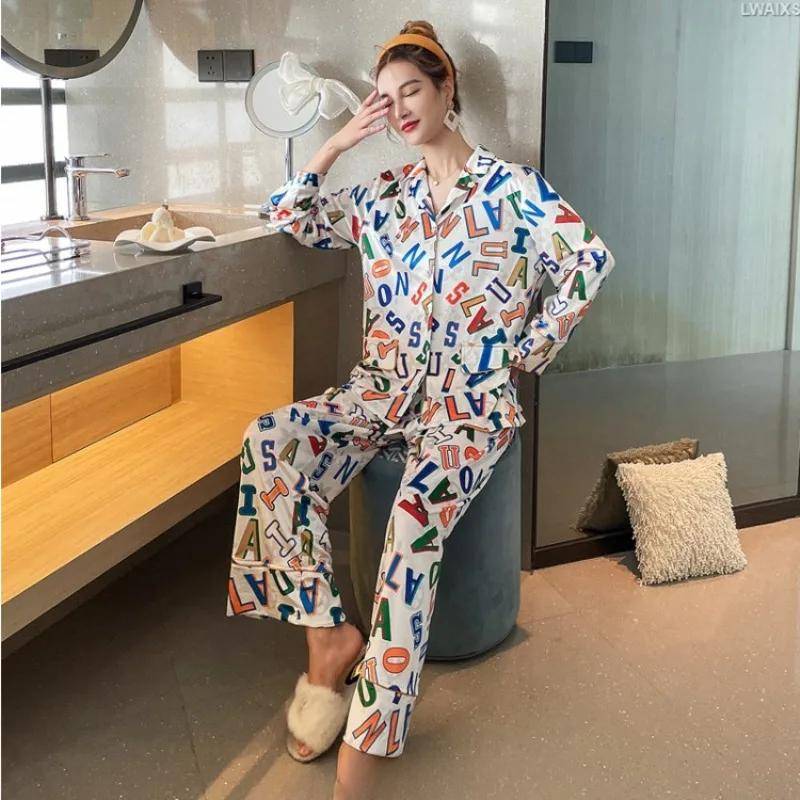 Neuer Damen-Pyjama mit Buchstabenprint, Revers-Cardigan, langärmelig, zweiteilig, locker, aus digitalem Goldvelours für zu Hause XL von Joom DACH