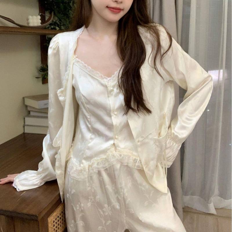 Neuer Eisseiden-Palaststil Mädchen Französischer Stil Träger-Pyjama Frühling Neu Damen Langarmhose Hauskleidung 3-teiliges Set M weiß von Joom DACH