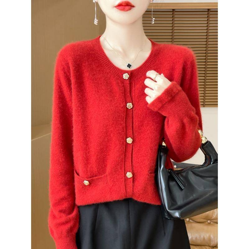 Neuer Herbst- und Winterstil Reiner Wolle Rundhals Strickjacke für Damen Rosenknopf Tasche Kaschmirpullover Temperament Jacke XXL von Joom DACH