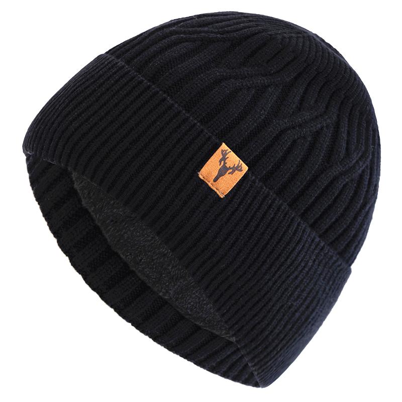 Neuer Stil Unisex Wintermütze Plüschfutter Warme Mütze Stilvolle Weiche Beanie-Mütze für Männer Frauen Outdoor Ski Sport Strickmütze 56cm-60cm schwarz von Joom DACH