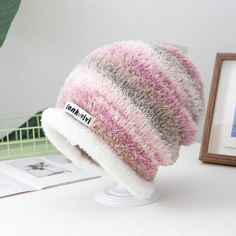 Neuer lockerer Dandy-Hut Lässiger Stil Farbverlaufs-Beanie-Mütze Mode Wintermützen für Damen Streetwear Mehrfarbig Warme Mützen für Mädchen 55cm-60cm von Joom DACH