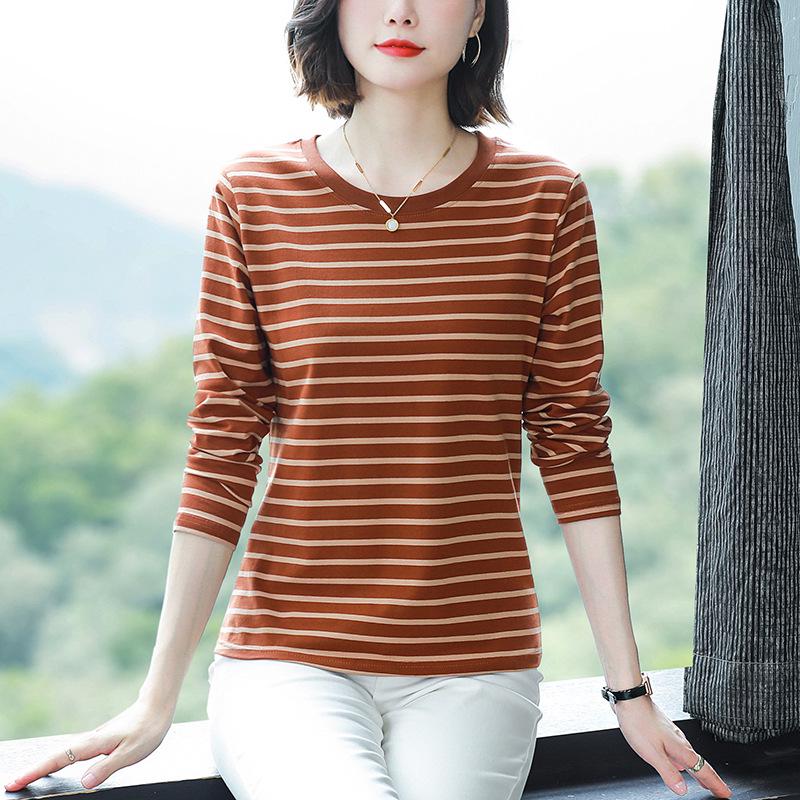 Neues, herbstliches, gestreiftes, locker sitzendes Langarm-T-Shirt aus Baumwolle für Frauen mittleren Alters 3XL (146-160 lbs) von Joom DACH