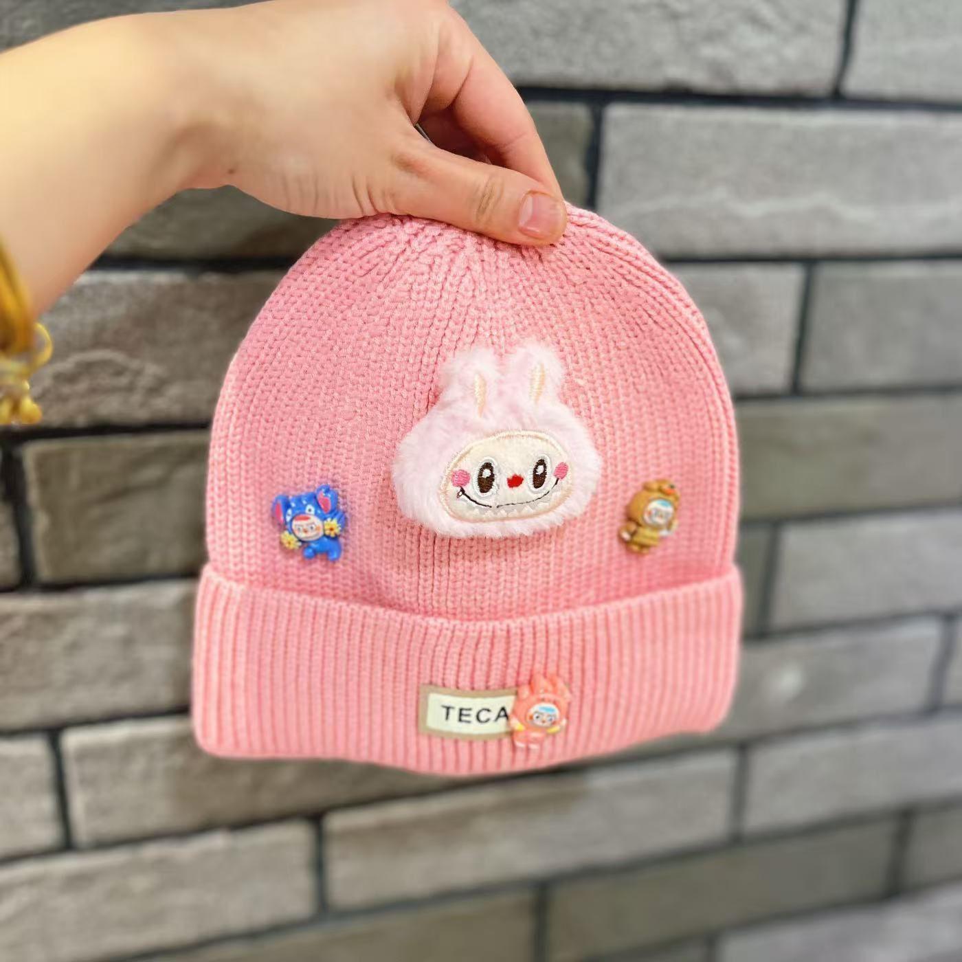 Niedliche Wollmützen für Kinder, Warme und winddichte Strickmützen, Ohrenschützer und Kopfbedeckungen für Jungen und Mädchen 56cm and above von Joom DACH