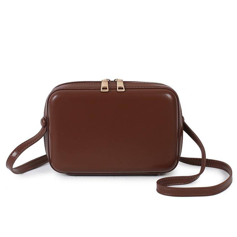 Nischendesign, Hochwertige Tasche, Modisch und vielseitig für Damen, Schlichte Umhängetasche, Kleine quadratische Tasche mit geprägter Schale braun von Joom DACH