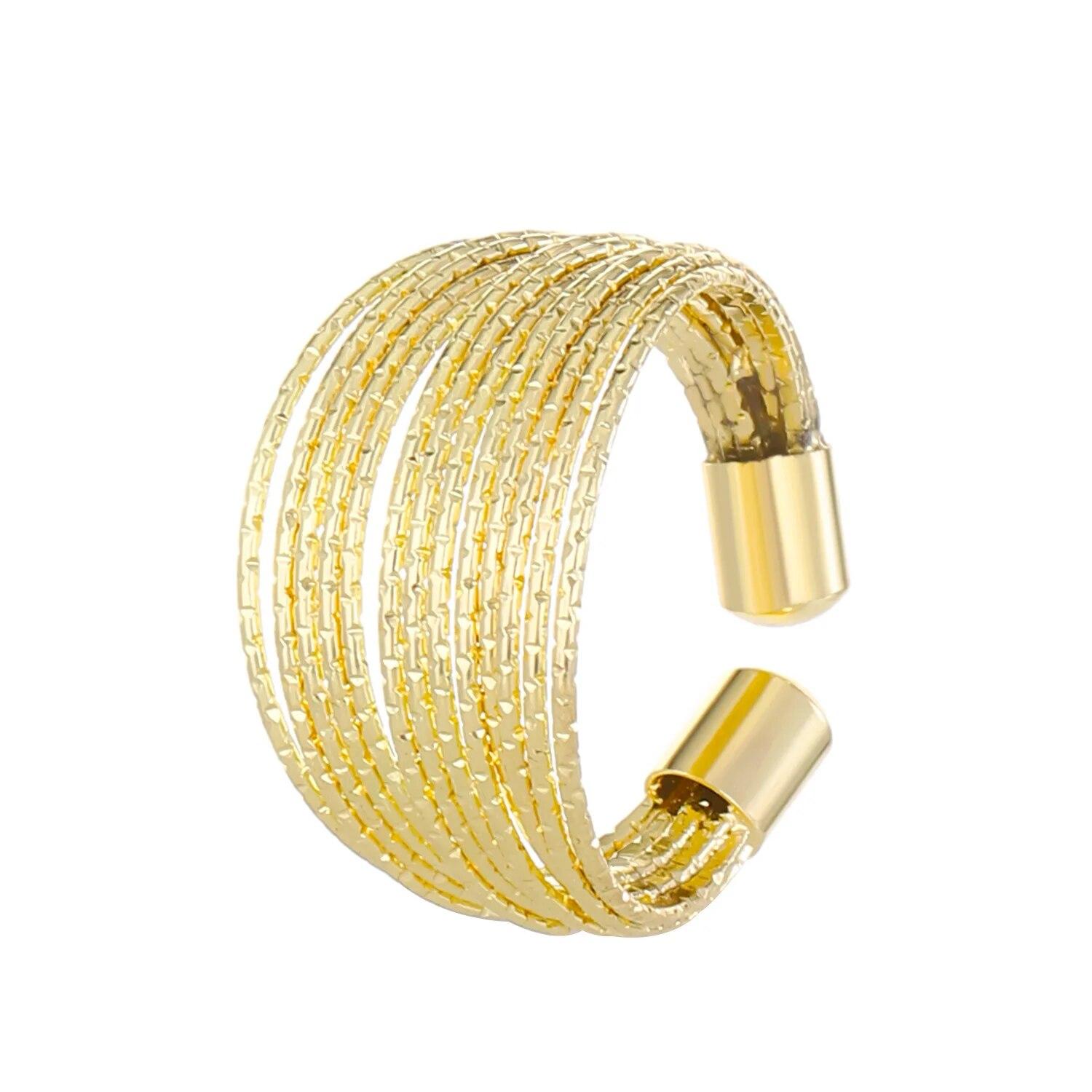 Offener Ring für Frauen Leichter LuxusGold Mehrschichtiger wasserdichter Metallchic Frankreich Schmuck Persönlichkeit Temperament Accessoires Geschenke gold von Joom DACH