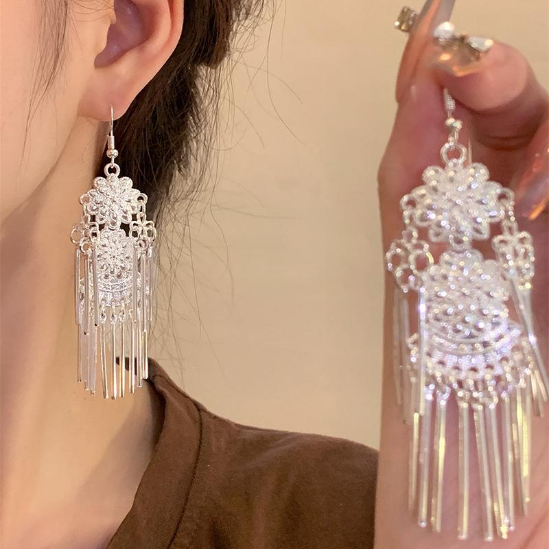 Ohrringe mit Quasten im ethnischen Stil von Yunnan, handgefertigt für Frauen von Joom DACH